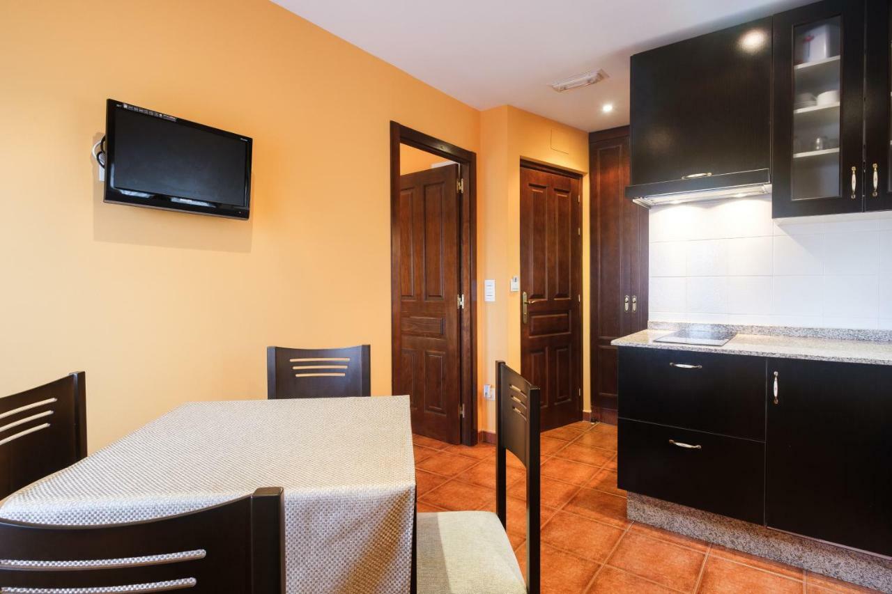 Apartamentos De Herminia Manzaneda  Εξωτερικό φωτογραφία