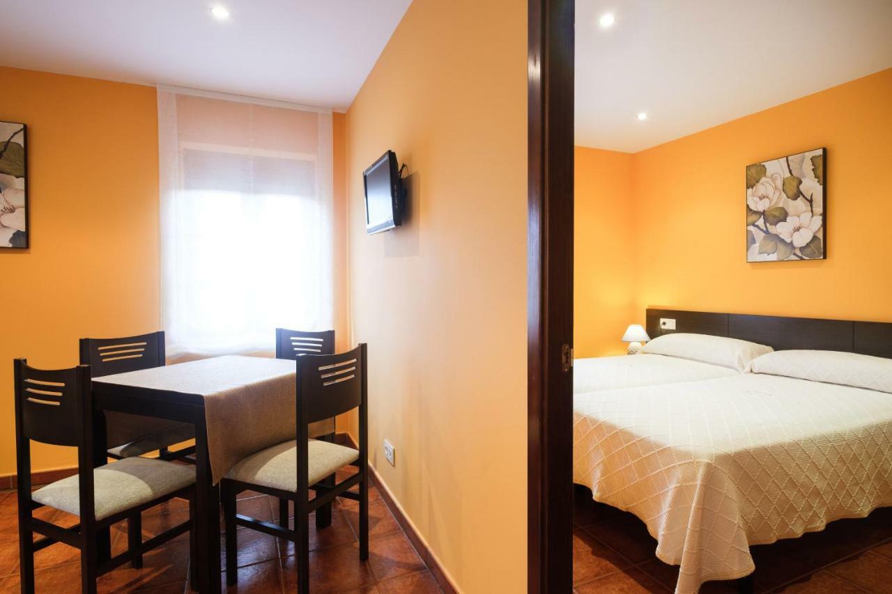 Apartamentos De Herminia Manzaneda  Εξωτερικό φωτογραφία